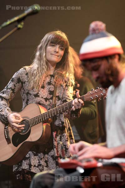 ANGUS AND JULIA STONE - 2014-12-08 - PARIS - Radio France (Studio 105) - 